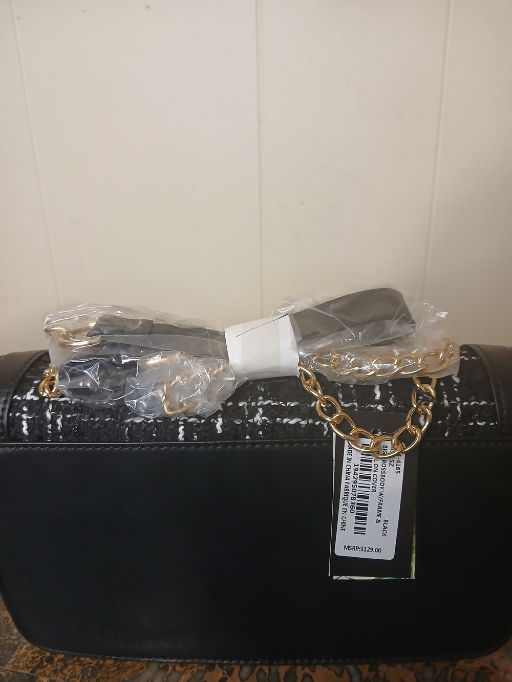 Badgley Mischka Black and White Tweed Chain Shoulder Bag - Picture 2 of 4